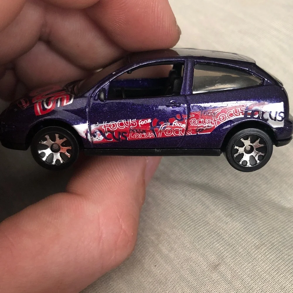 Hot Wheels play perfect car